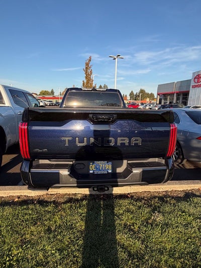2024 Toyota Tundra Hybrid Platinum