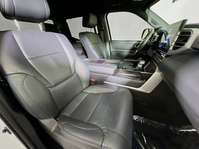 2023 Toyota Tundra Hybrid Platinum