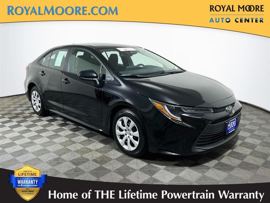 2025 Toyota Corolla LE