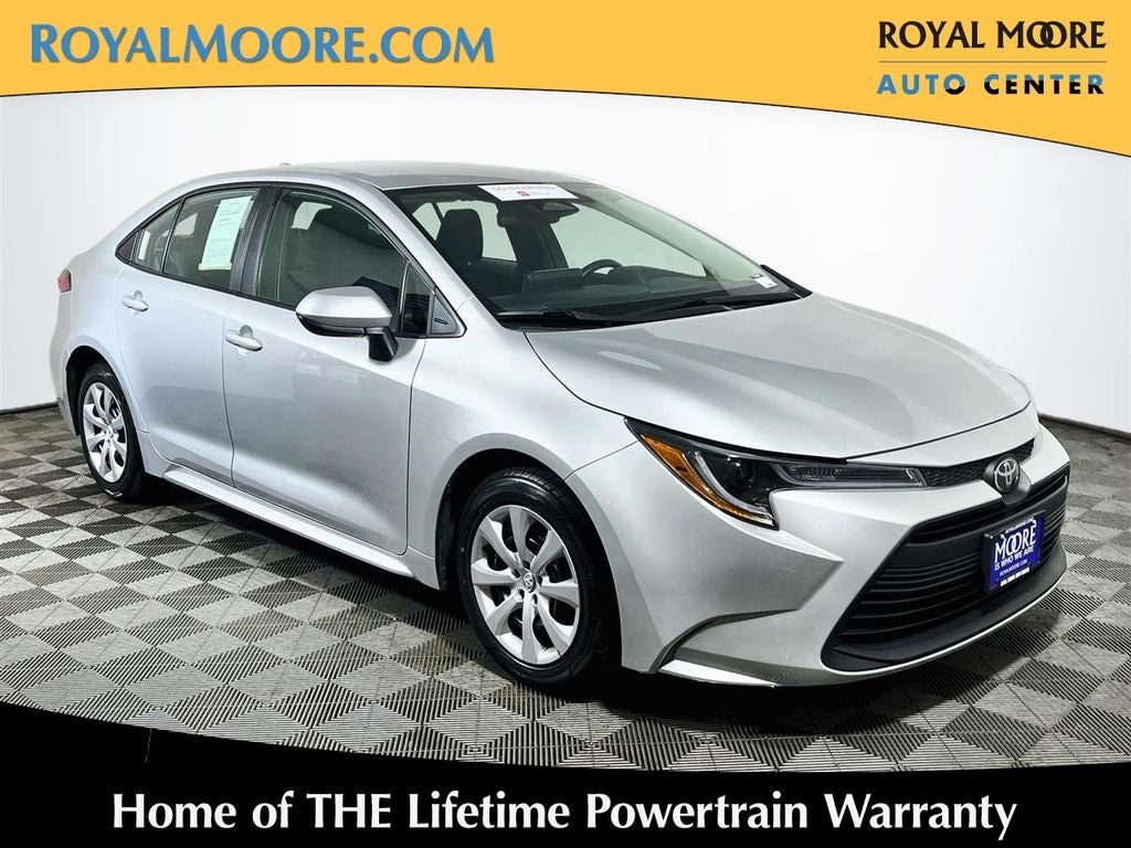 2025 Toyota Corolla LE
