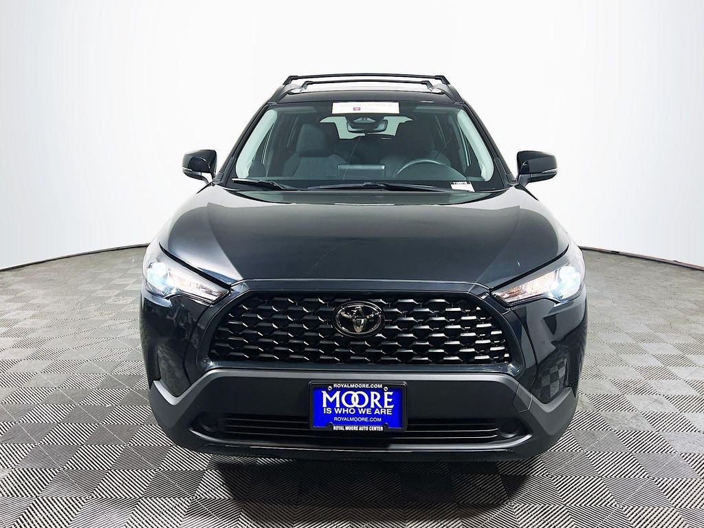 2025 Toyota Corolla Cross LE