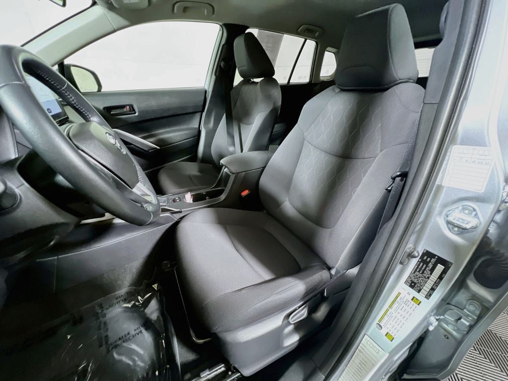 2025 Toyota Corolla Cross LE