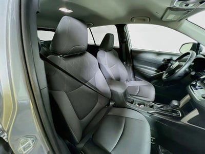 2025 Toyota Corolla Cross LE