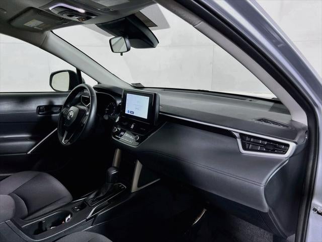2025 Toyota Corolla Cross LE