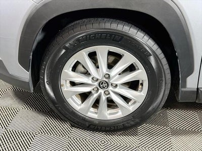 2025 Toyota Corolla Cross LE