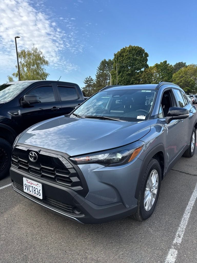 2026 Toyota Corolla Cross LE