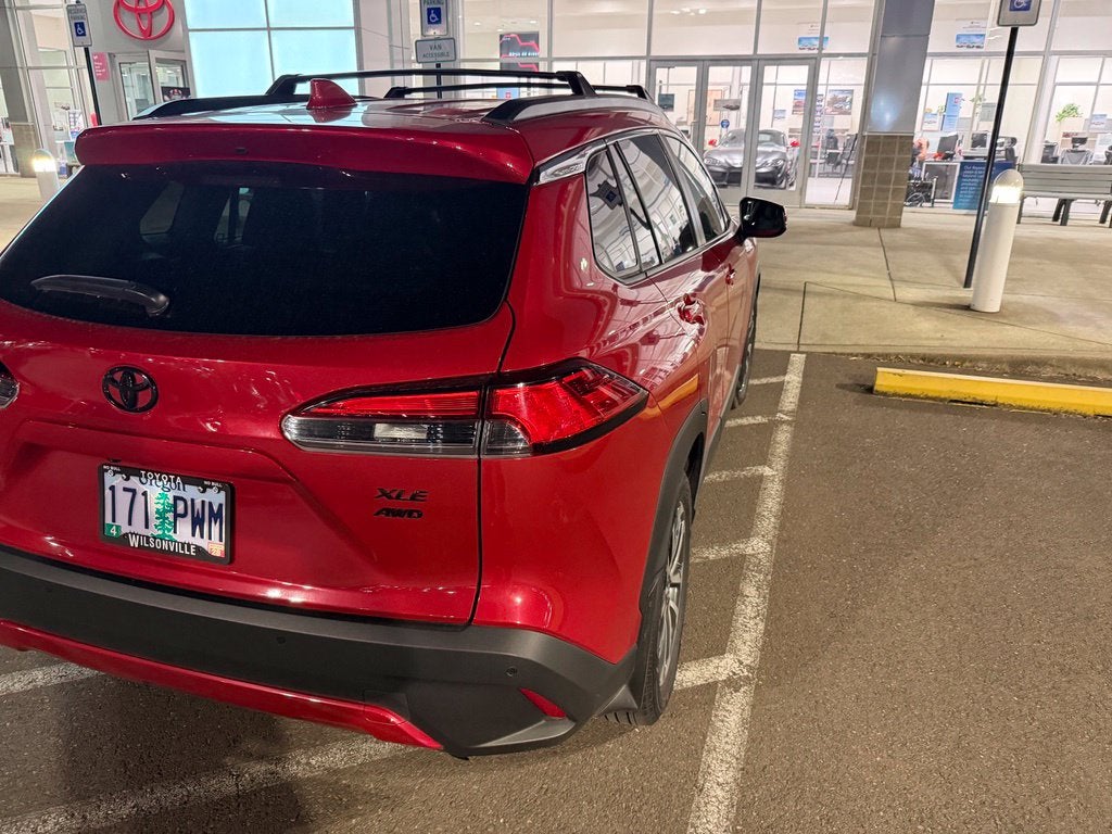 2024 Toyota Corolla Cross XLE