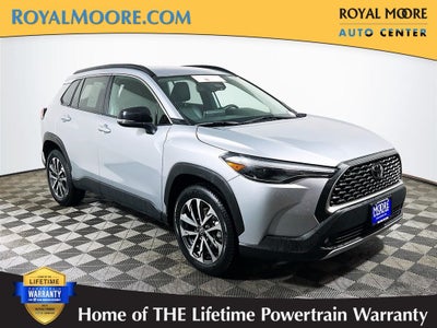 2025 Toyota Corolla Cross XLE