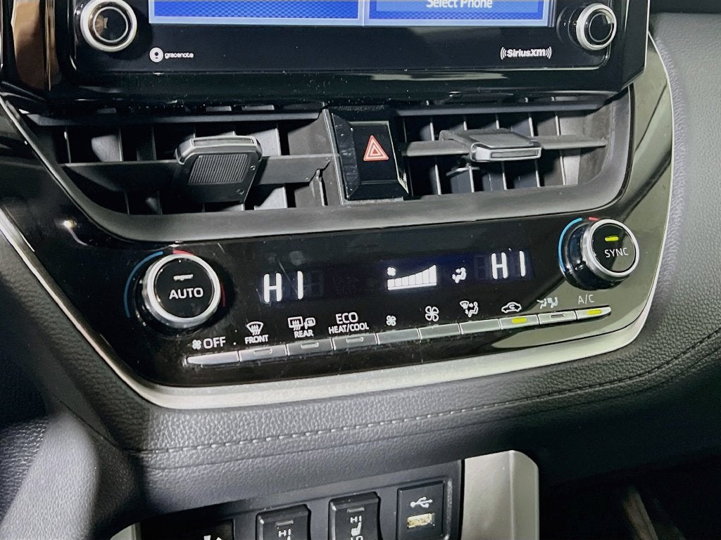 2022 Toyota Corolla Cross XLE