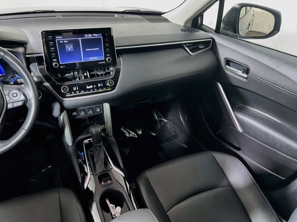 2022 Toyota Corolla Cross XLE