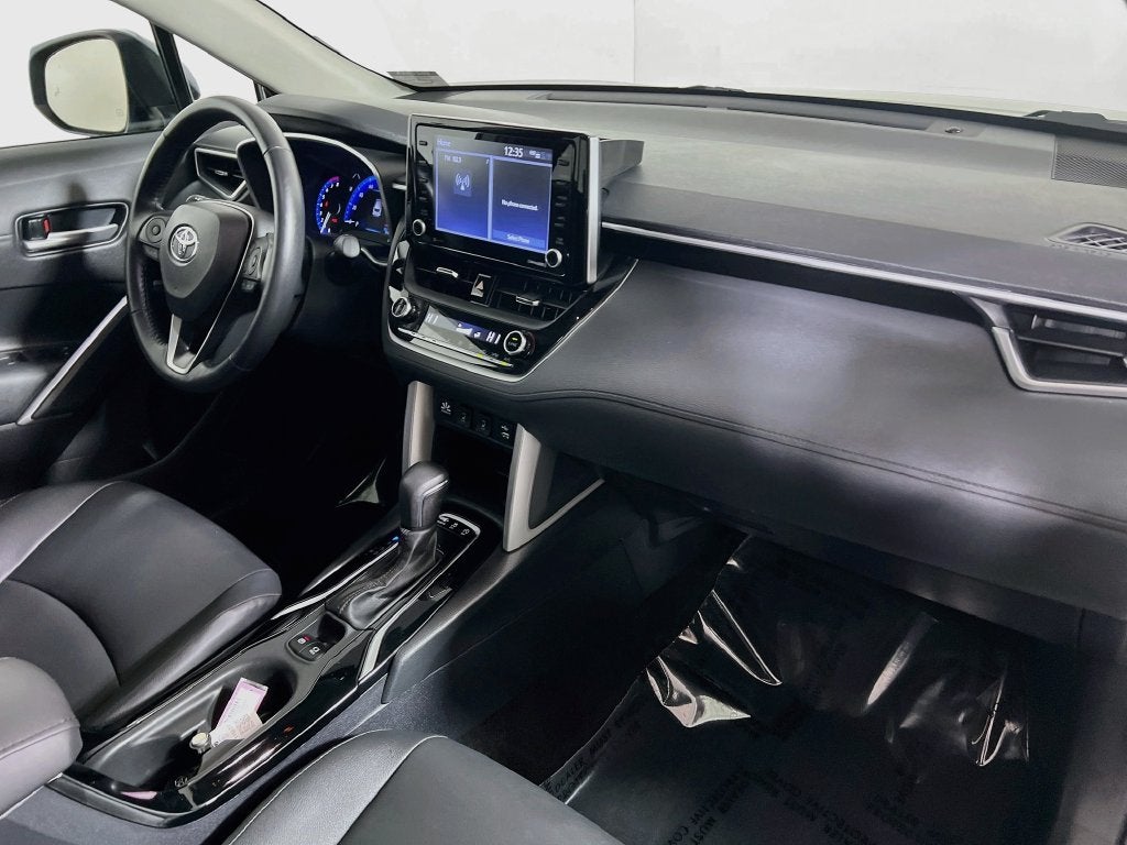 2022 Toyota Corolla Cross XLE