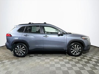 2022 Toyota Corolla Cross XLE