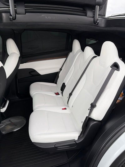 2023 Tesla Model X Base