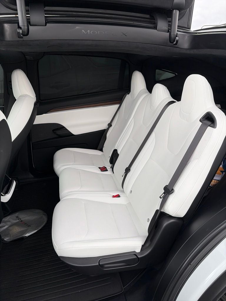 2023 Tesla Model X Base