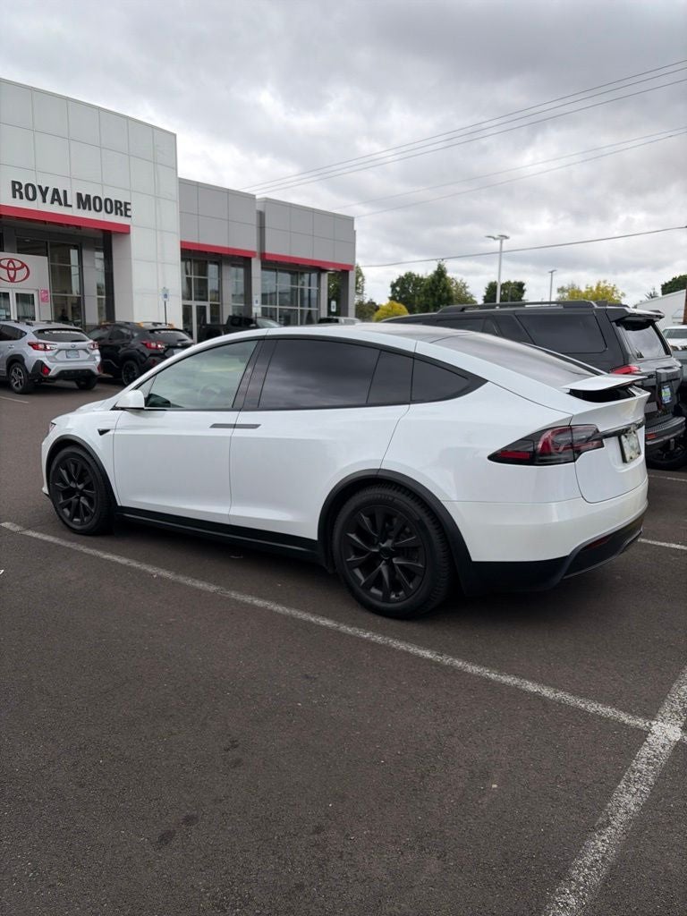 2023 Tesla Model X Base