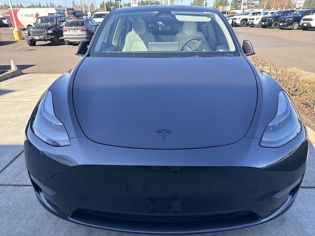 2024 Tesla Model Y Long Range