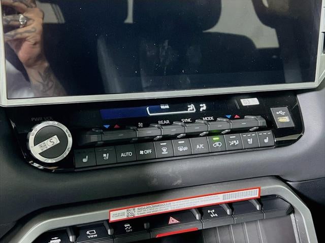 2025 Toyota Sequoia Platinum