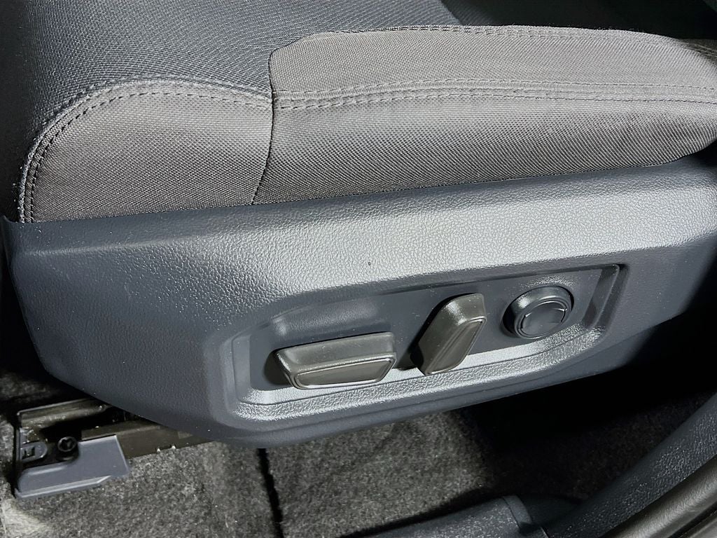 2025 Toyota Sequoia SR5