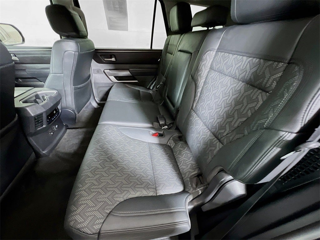 2024 Toyota Sequoia SR5