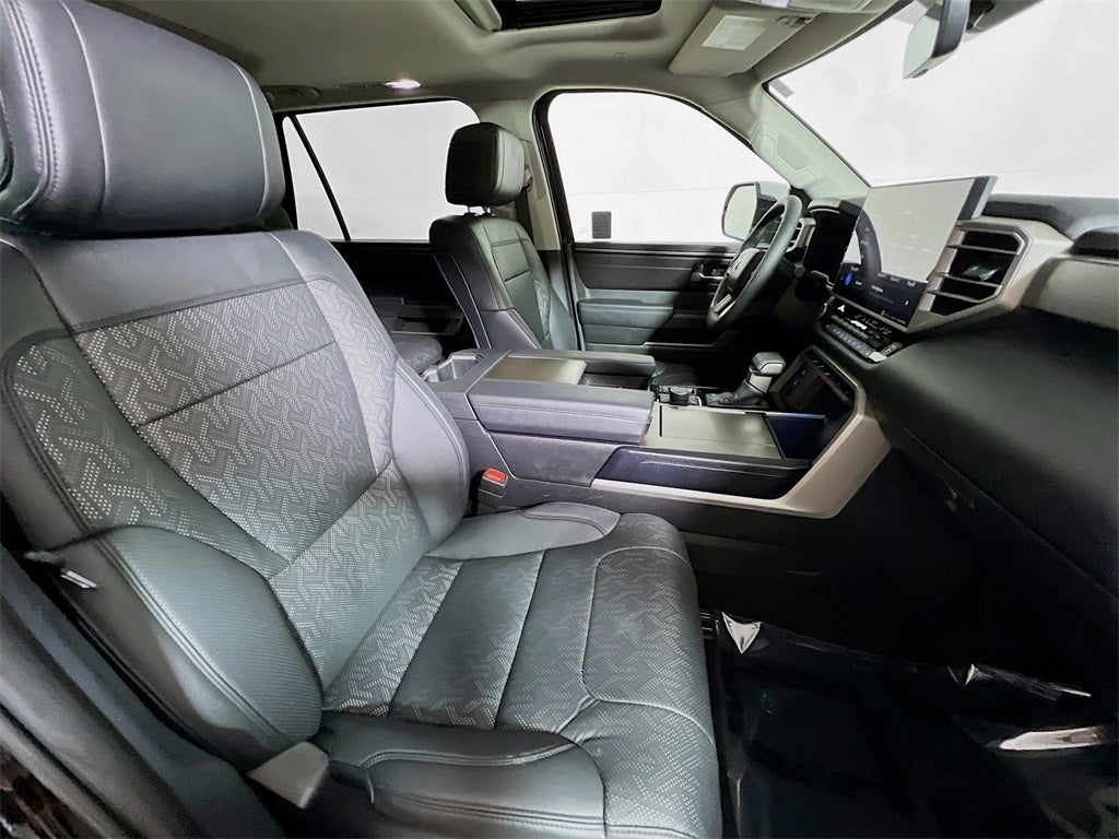 2024 Toyota Sequoia SR5