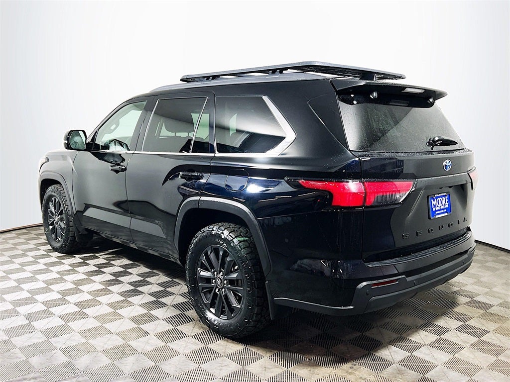 2024 Toyota Sequoia SR5