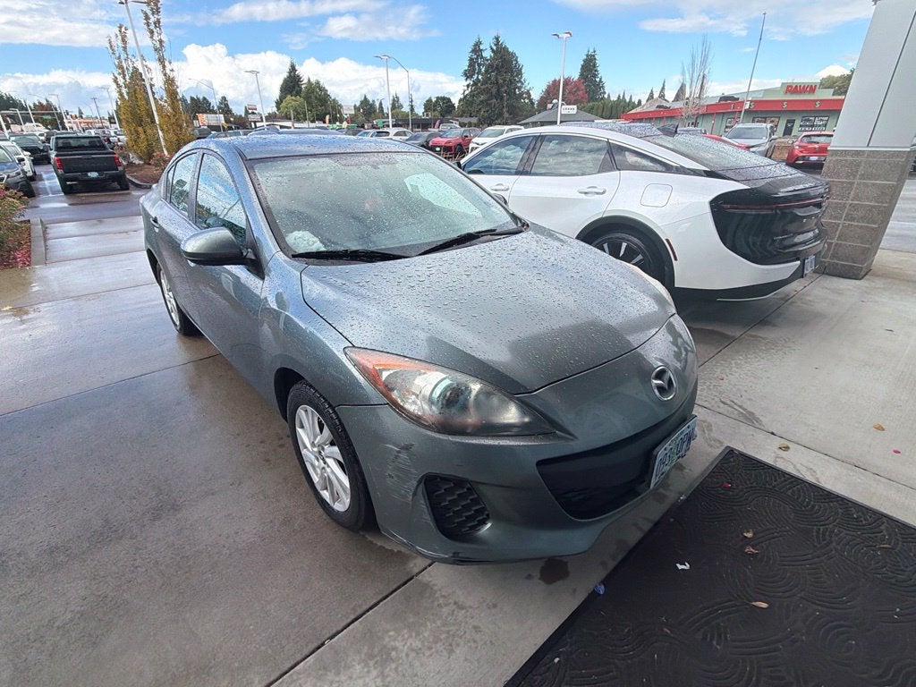 2013 Mazda Mazda3 i Touring