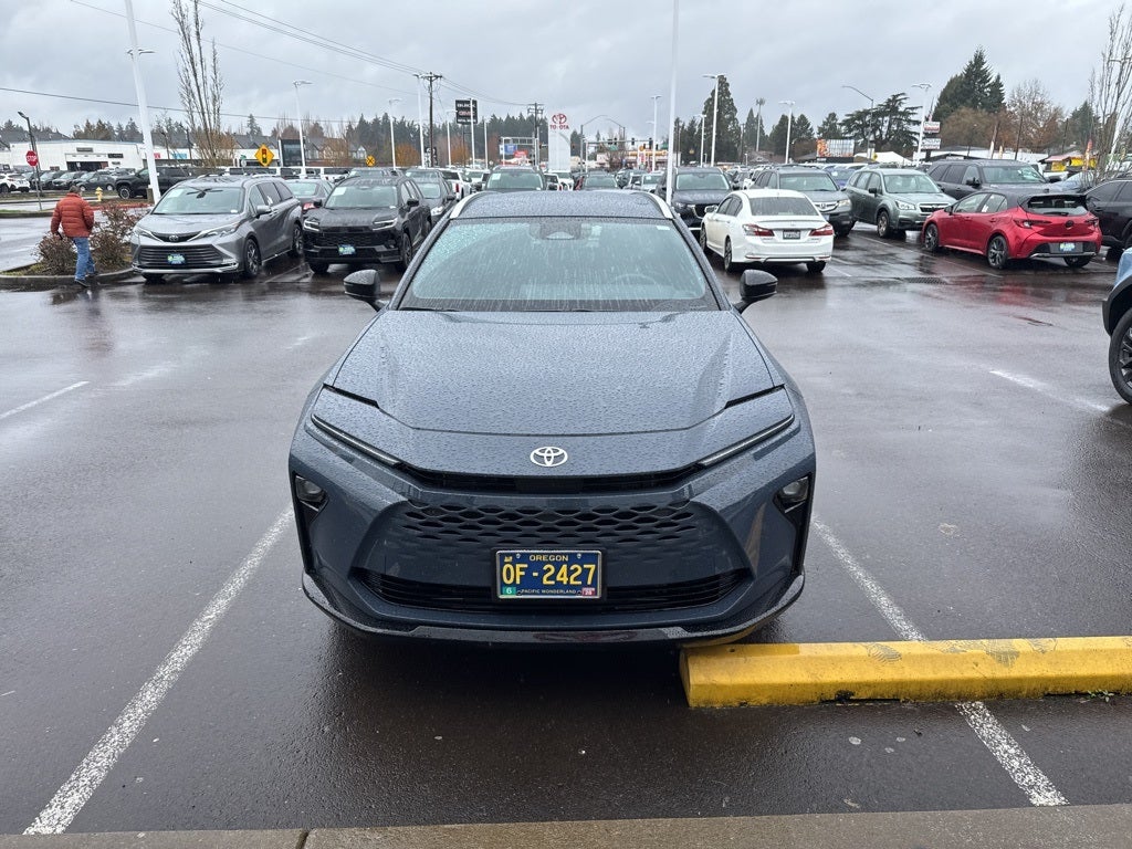 2025 Toyota Crown Signia XLE