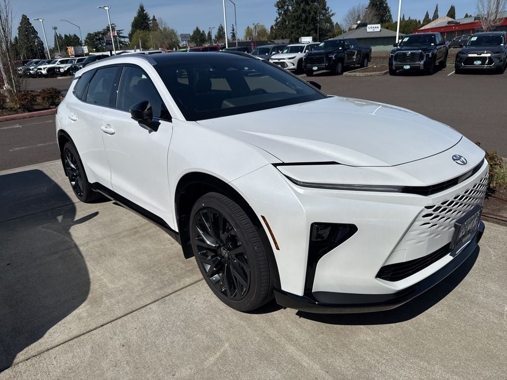 2025 Toyota Crown Signia Limited