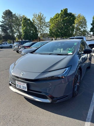 2025 Toyota Prius XLE