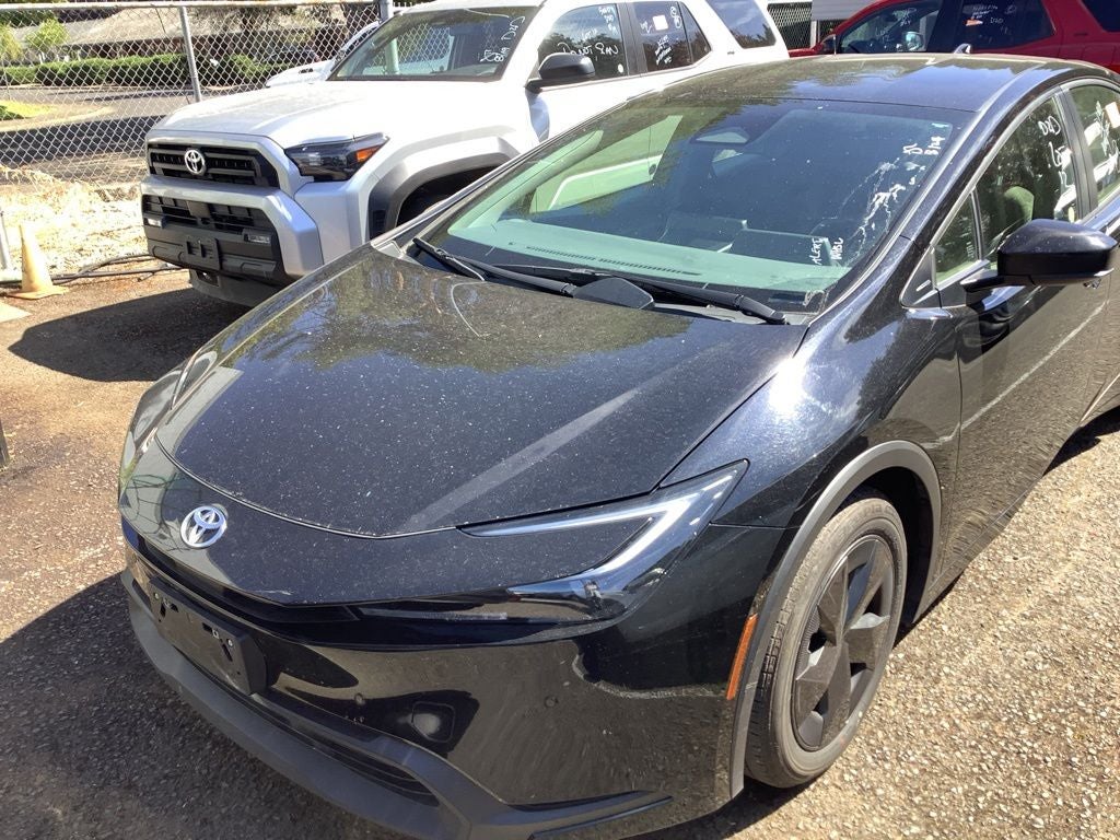 2025 Toyota Prius LE