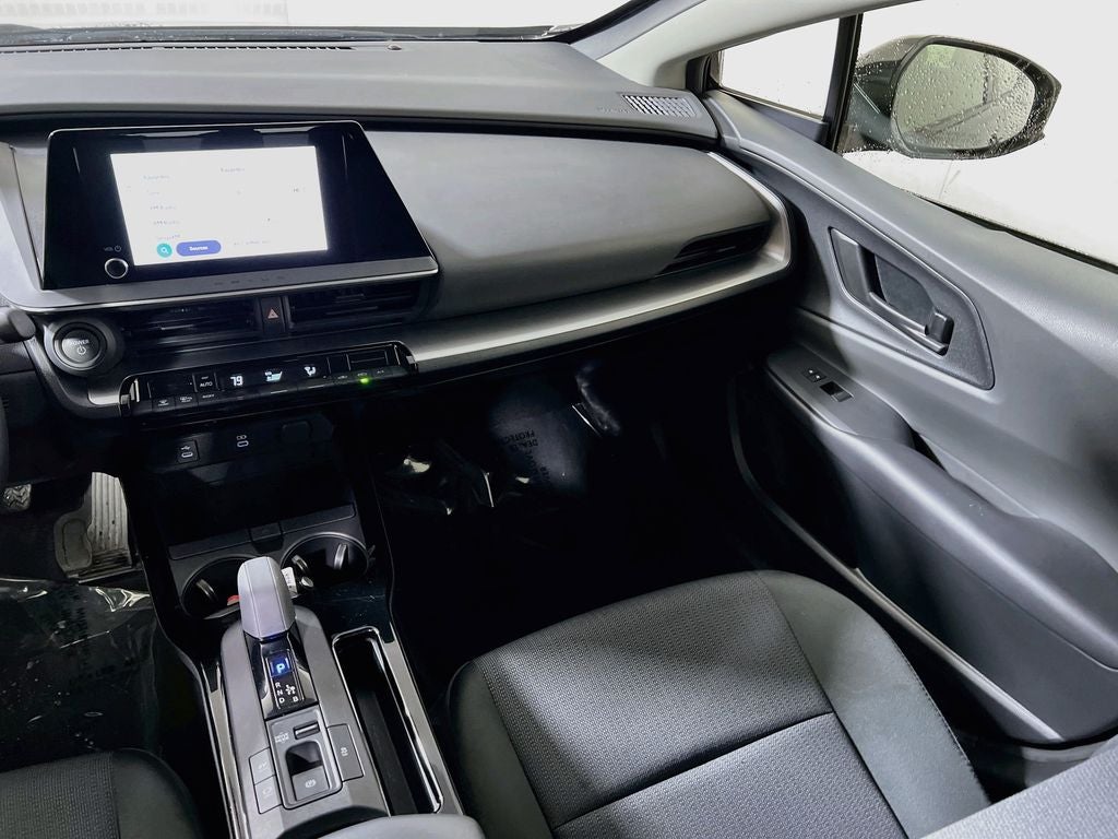 2025 Toyota Prius LE