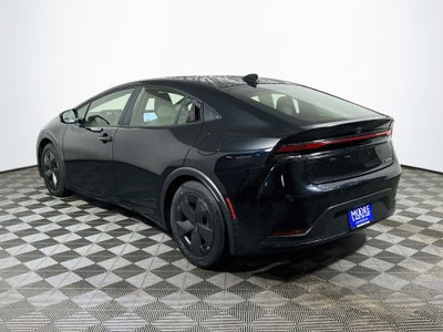2025 Toyota Prius LE