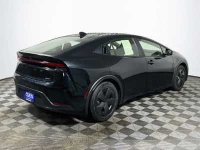 2025 Toyota Prius LE