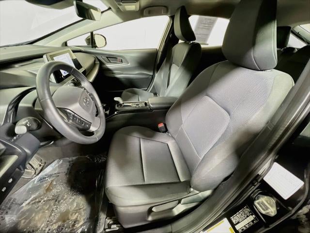 2025 Toyota Prius LE