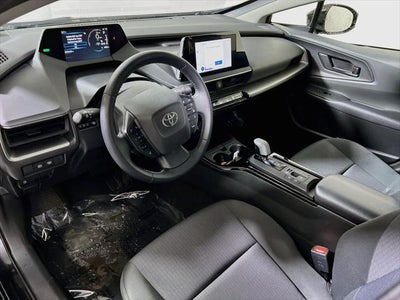 2025 Toyota Prius LE