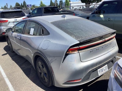 2025 Toyota Prius LE