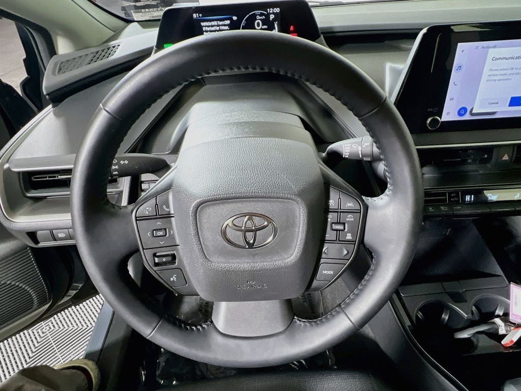 2025 Toyota Prius LE