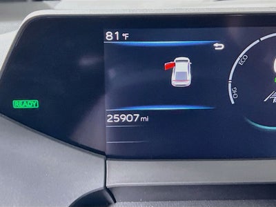 2025 Toyota Prius LE