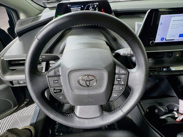 2025 Toyota Prius LE