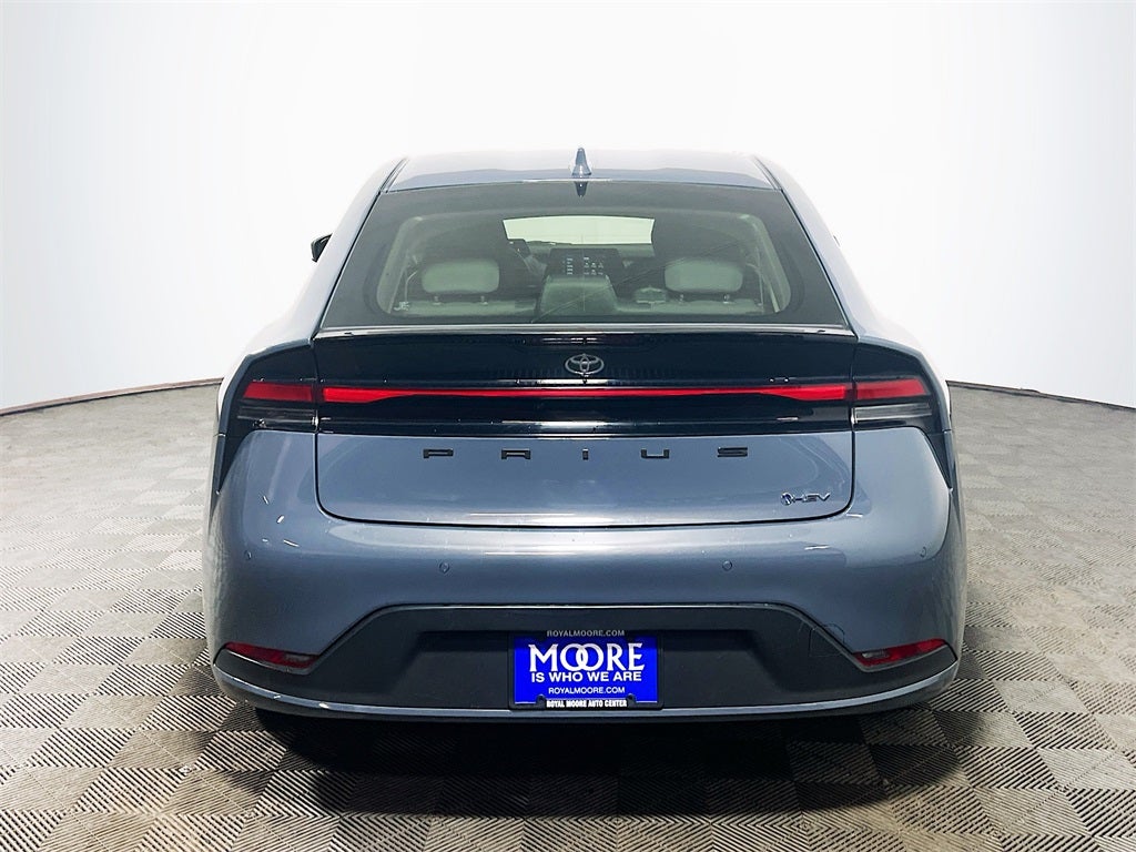 2024 Toyota Prius LE