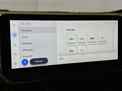 2023 Toyota Prius XLE