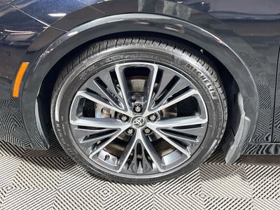 2023 Toyota Prius XLE
