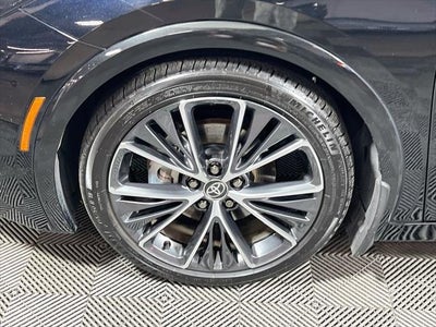 2023 Toyota Prius XLE