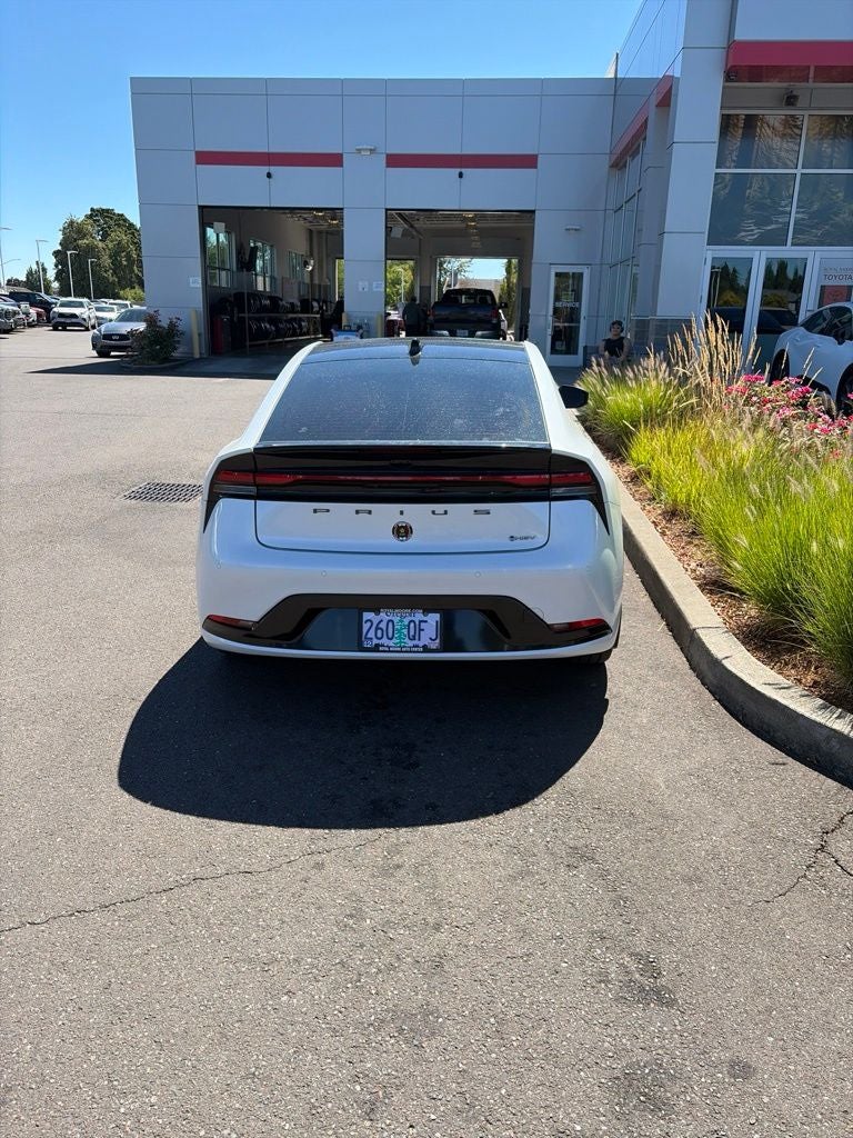 2024 Toyota Prius XLE