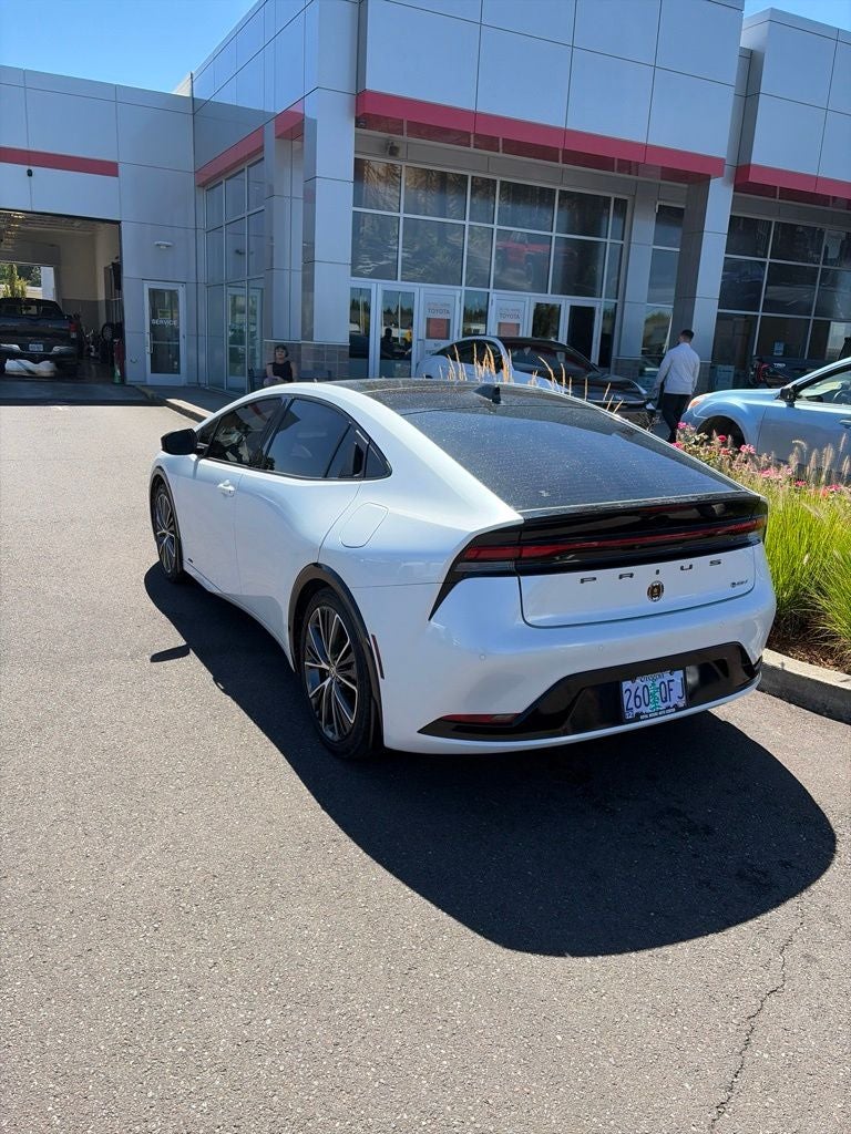 2024 Toyota Prius XLE