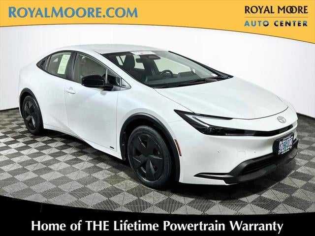 2024 Toyota Prius LE