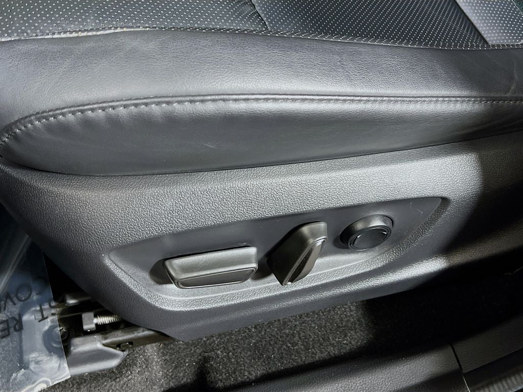 2023 Toyota Crown Platinum