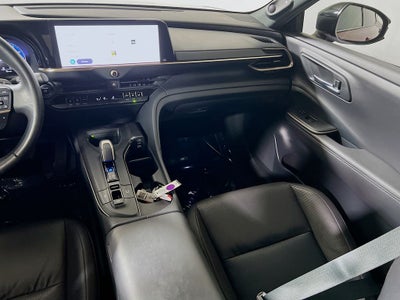 2023 Toyota Crown Platinum