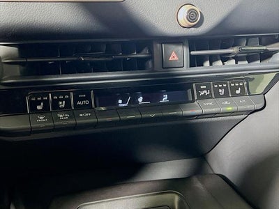 2023 Toyota Crown Platinum