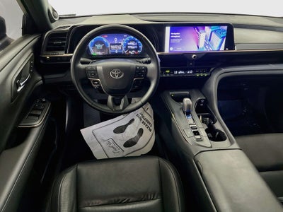 2023 Toyota Crown Platinum